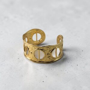 Circle Pattern Bracelet